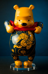 Sculpture "Tatpooh Gallery" by Jee Saya - 41 cm / 16.1"