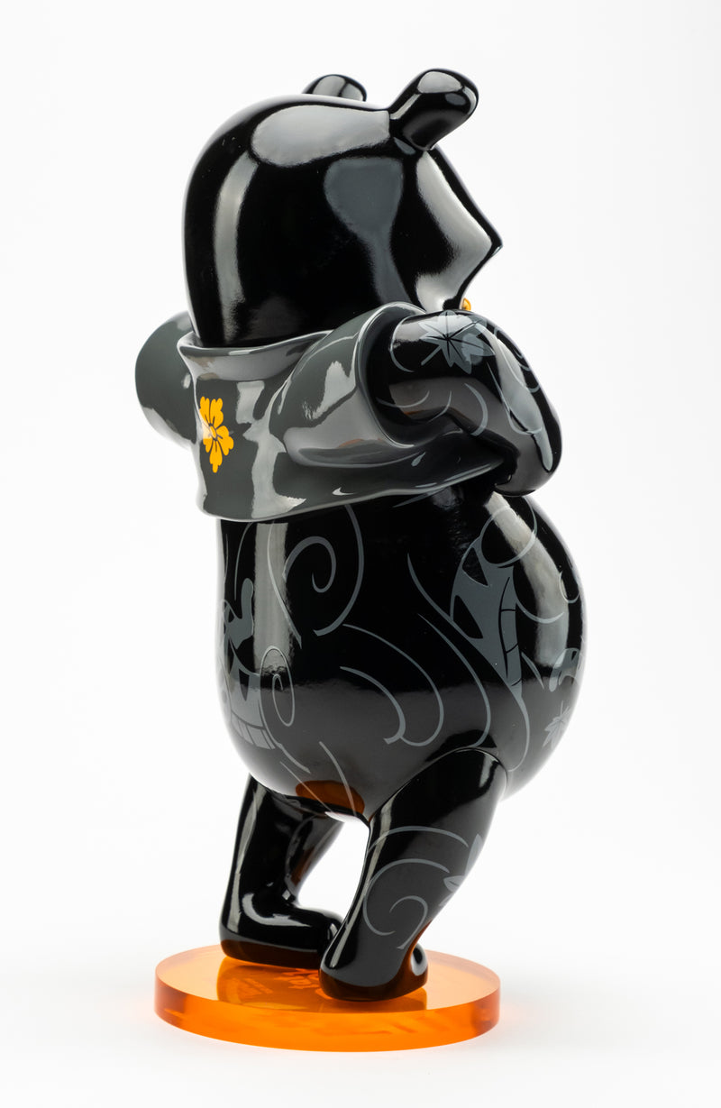 Sculpture "Tatpooh BLK Kuro Gallery" by Jee Saya - 41 cm/16.1"